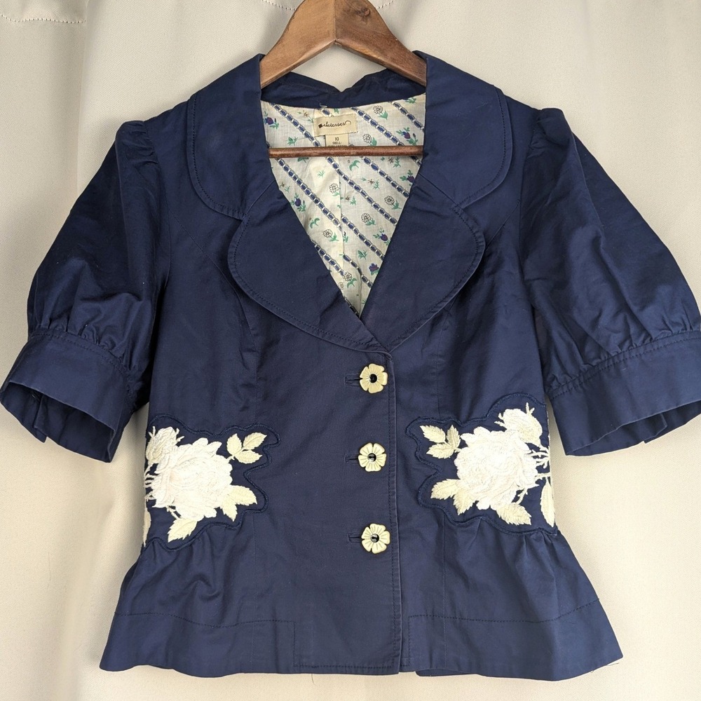10 Women Elevenses Anthropologie Navy Blue Floral Embroidered Peplum Jacket